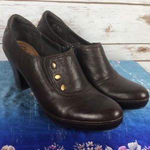 Clarks Artisan Brown Leather Shoes 👠 SZ11 Heels